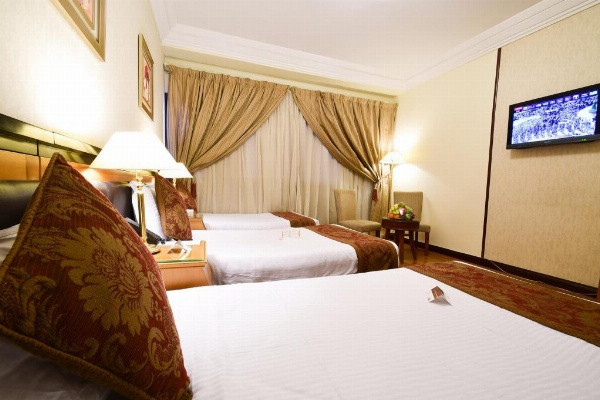 Al Ansar Golden Tulip image 28